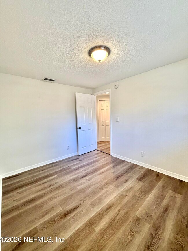 Building Photo - 8264 Devoe St