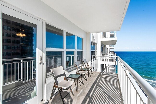 Building Photo - 3850 Galt Ocean Dr