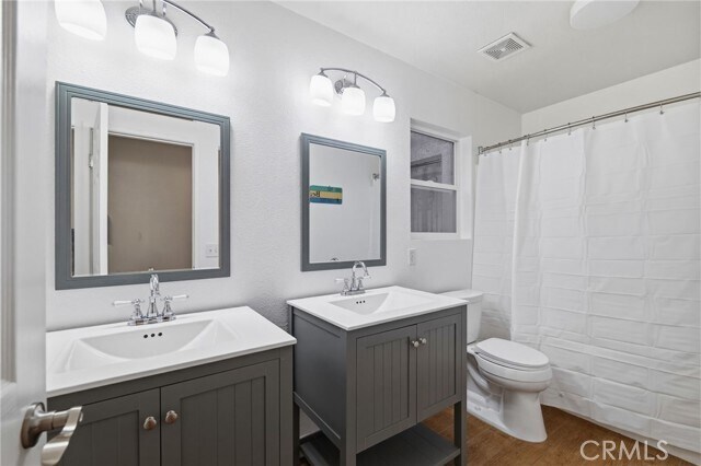 Building Photo - 14780 Butterfly Ct