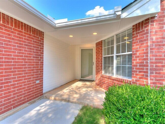 Building Photo - 1305 Melisa Dr