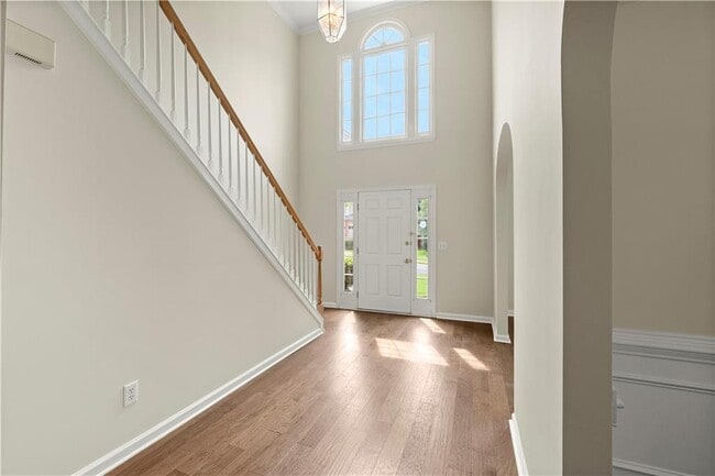 Building Photo - 1124 Sadlers Way