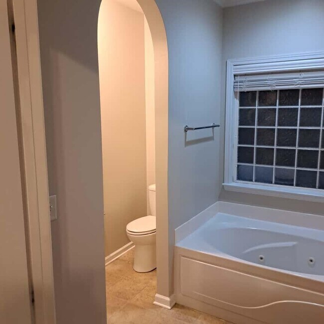 Building Photo - 4479 Flagstone Ln