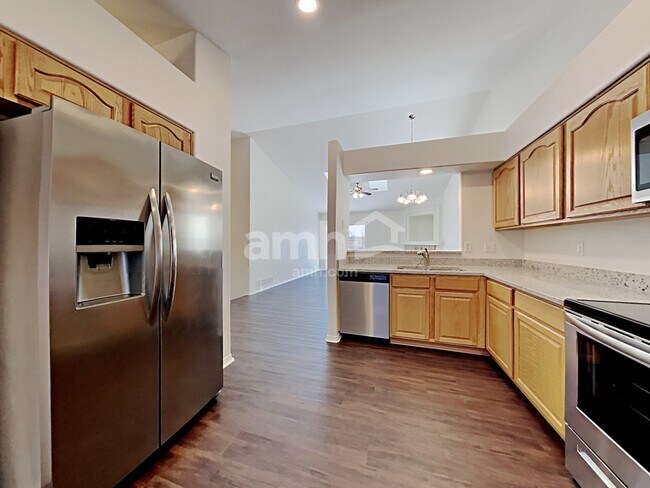 Building Photo - 5052 Sacred Feather Dr