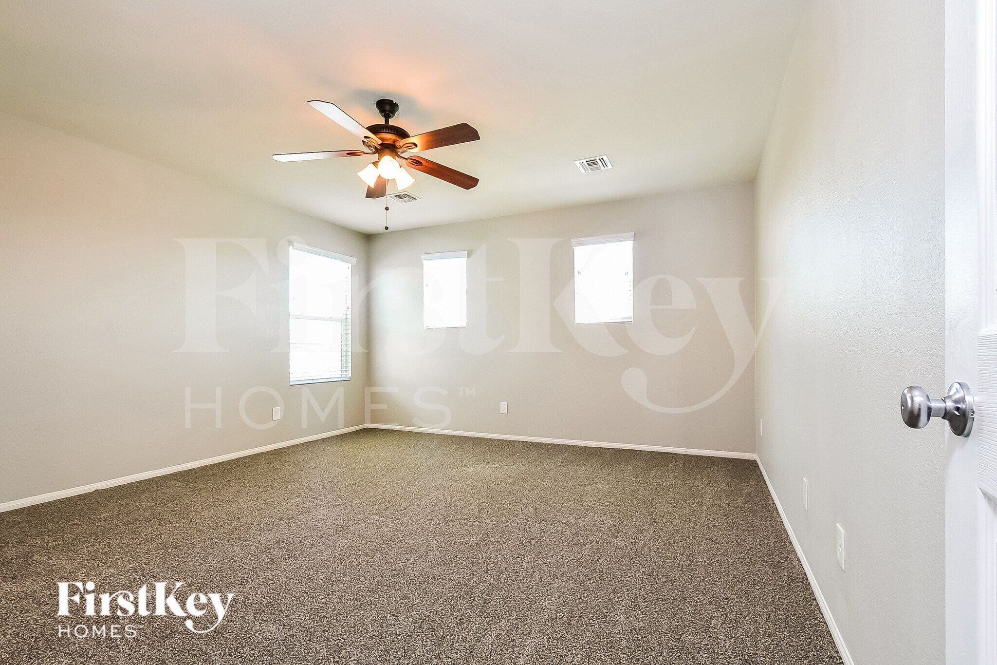 Building Photo - 1106 E Dorrell Ln