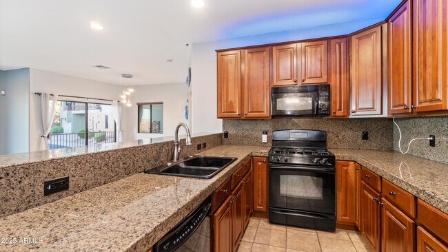 Building Photo - 44 W Foothill Dr