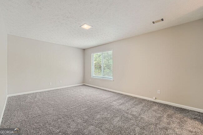 Building Photo - 493 Old Canton Rd