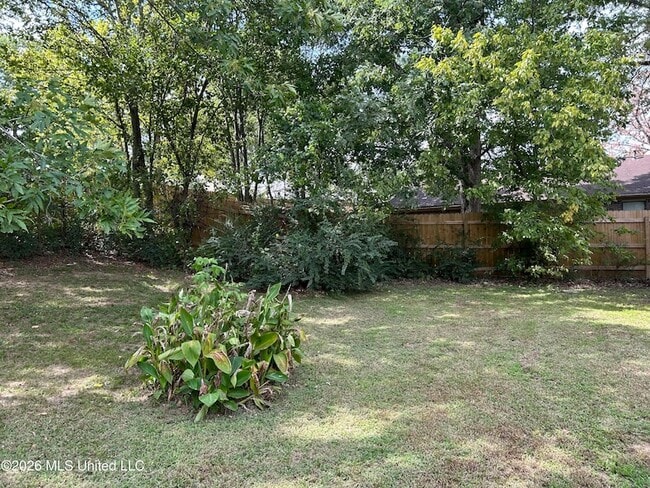 Building Photo - 7397 Meadowbrook Dr