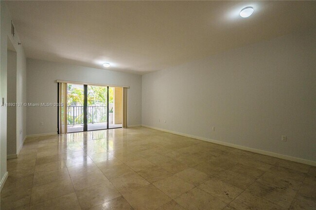 Building Photo - 300 Majorca Ave