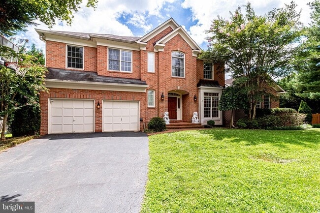 Building Photo - 1719 Strine Dr