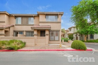 Building Photo - 1225 N 36th St