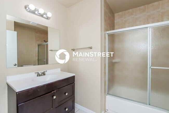 Building Photo - 3 Bedroom Pet-Friendly Home in PALM BAY, FL with Main Street Renewal