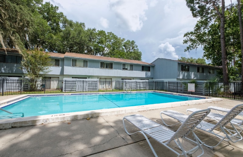 Building Photo - 3600 SW 19th Ave