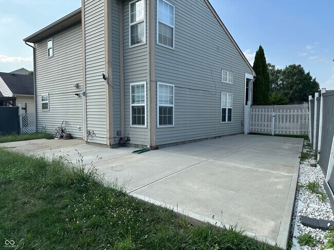 Building Photo - 11319 Water Birch Dr