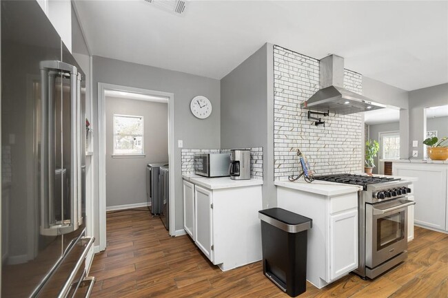 Building Photo - 16458 Brookford Dr