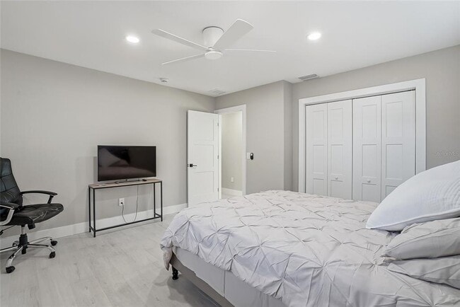 Building Photo - 3918 Americana Dr