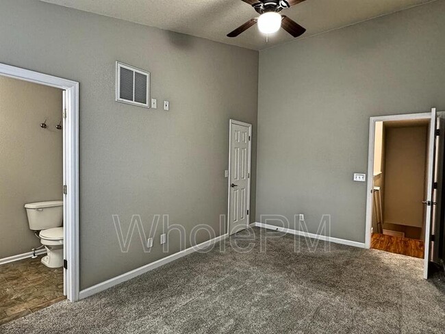 Building Photo - 15612 E 96th Way