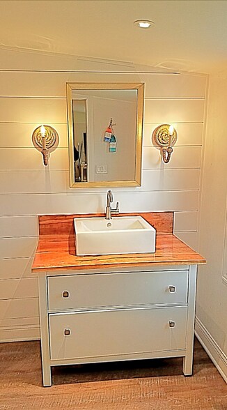 Building Photo - 14949 Hook Hollow Rd