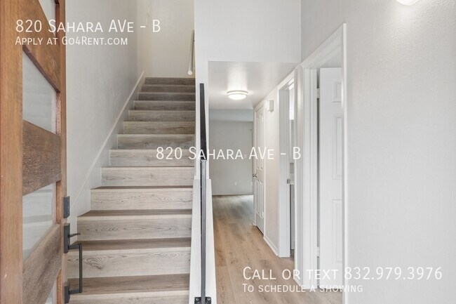 Building Photo - 820 Sahara Ave