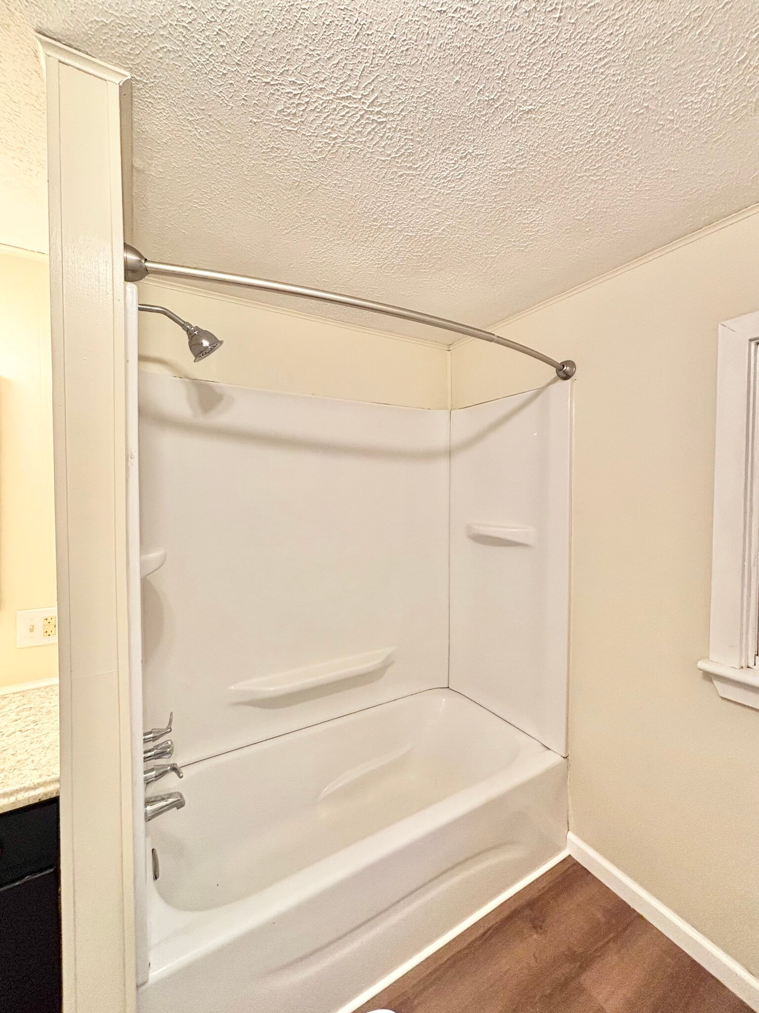 Building Photo - 201 Lexington St