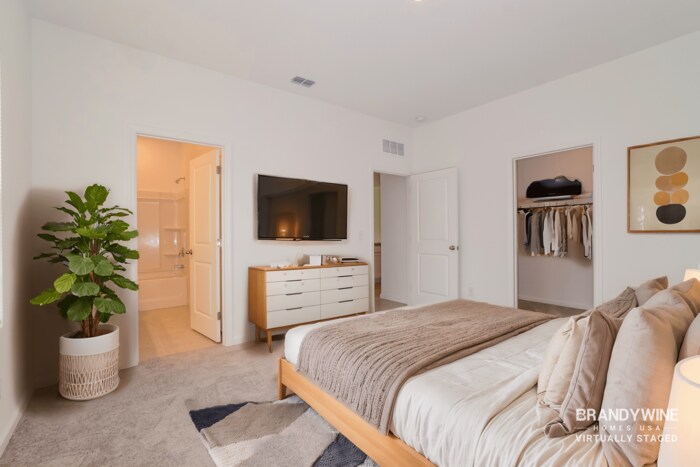 Building Photo - 1574 Effra Wy