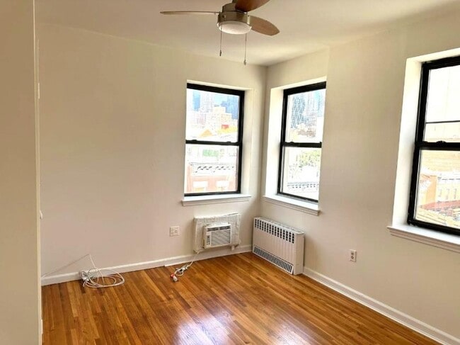 Building Photo - 2 bedroom in New York NY 10019