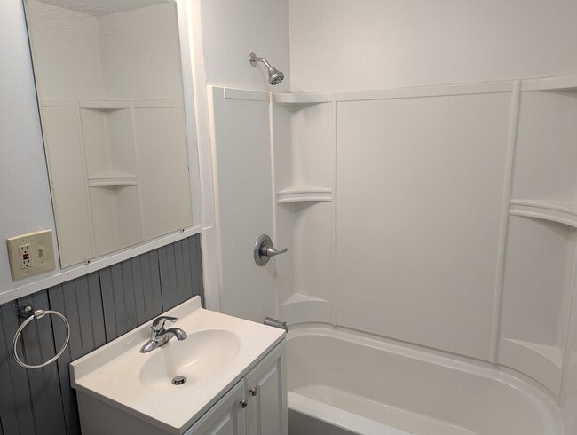 Building Photo - 299-301 Randolph Street