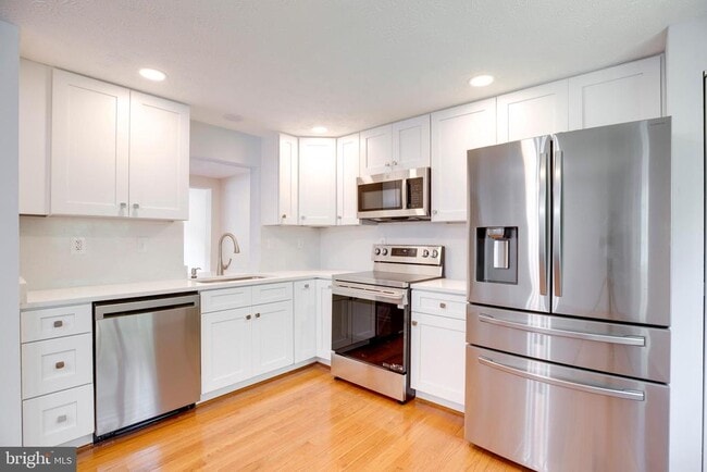 Building Photo - 1604 Barnstead Dr