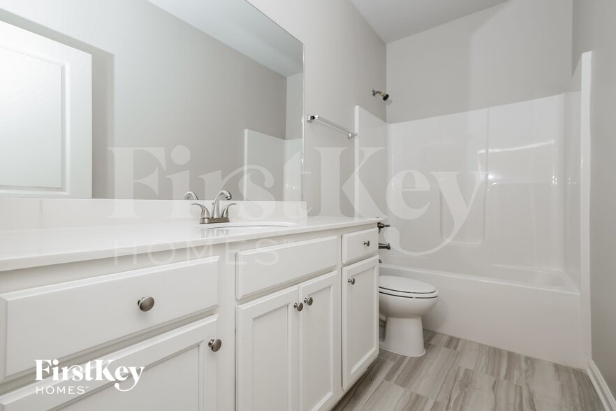 Building Photo - 4648 Brayden Dr