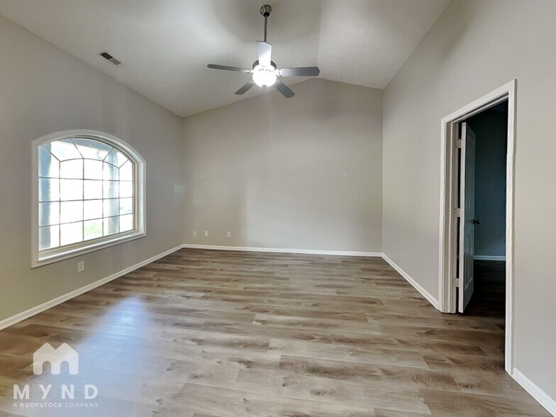 Building Photo - 4534 Stone Mill Dr