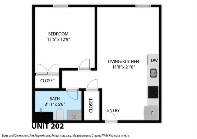 Building Photo - 1624 Lonsdale Ave