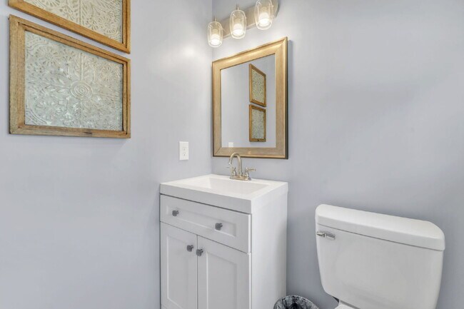 Building Photo - Renovated 3 Bed / 1.5 Bath Home with Open Floor Plan & Two Spacious Living Areas $1,975/mo rent