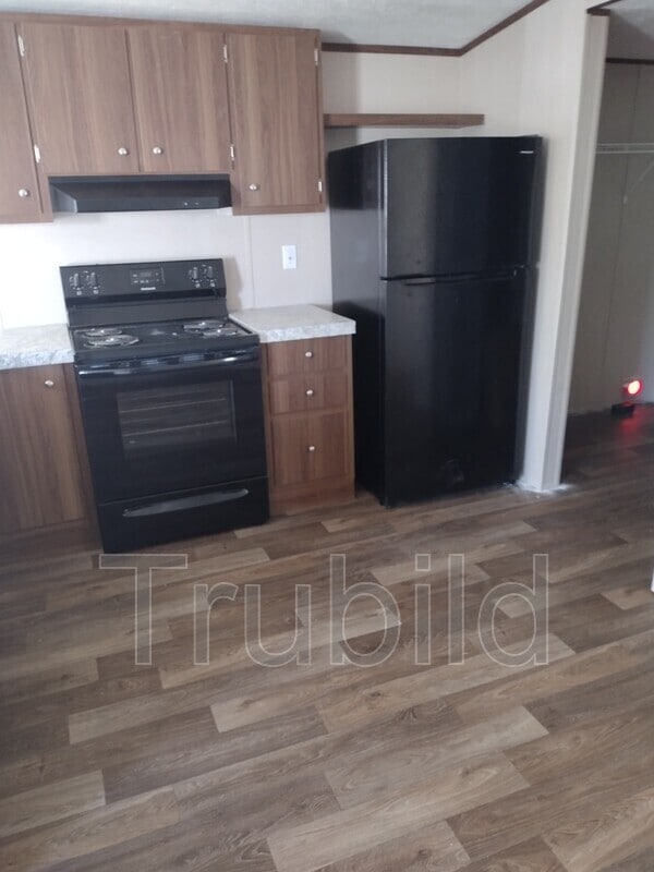 Building Photo - 156 S King Charles Ct