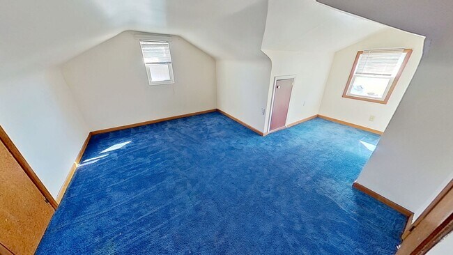 Building Photo - Single Family Home