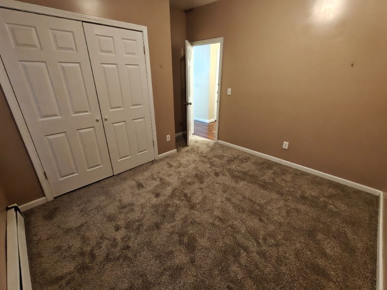 Building Photo - 39 Allen Pl