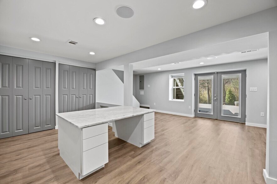 Building Photo - 8312 Savage Guilford Rd