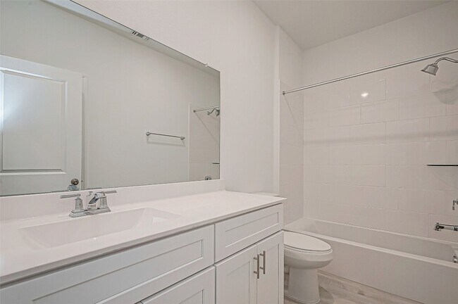 Building Photo - 7138 Glennwick Grv Ln