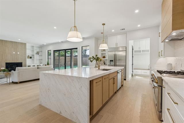 Building Photo - 3630 Mid Pines Dr