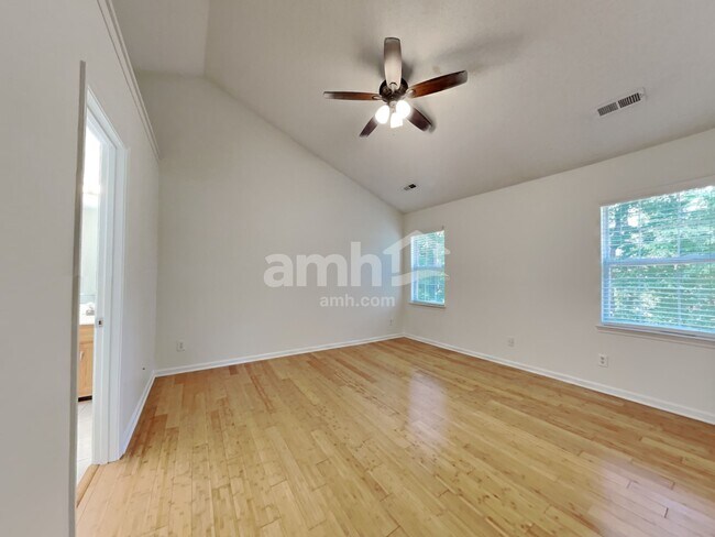 Building Photo - 13211 Peacock Ln