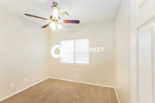Building Photo - 4 Bedroom Pet-Friendly Home in EL MIRAGE, AZ with Main Street Renewal