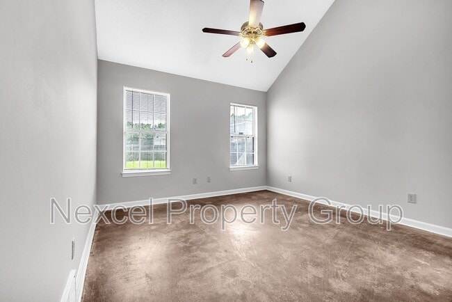 Building Photo - 2932 Churchwell Dr
