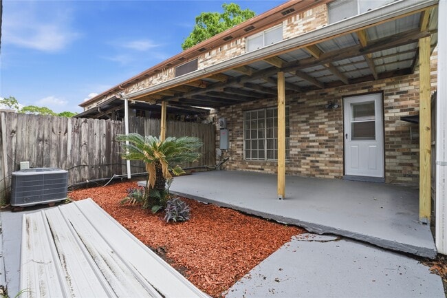 Building Photo - 1508 S 8th St