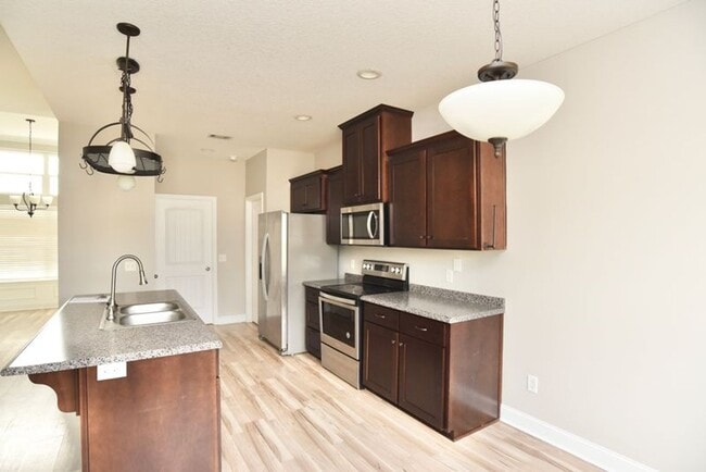 Building Photo - 128 Brasher Dr