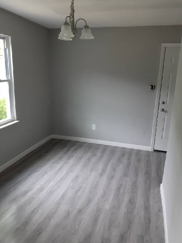 Building Photo - 523 Sleepy Hollow Rd