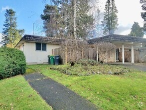 Building Photo - ALK - Iron Horse Duplex