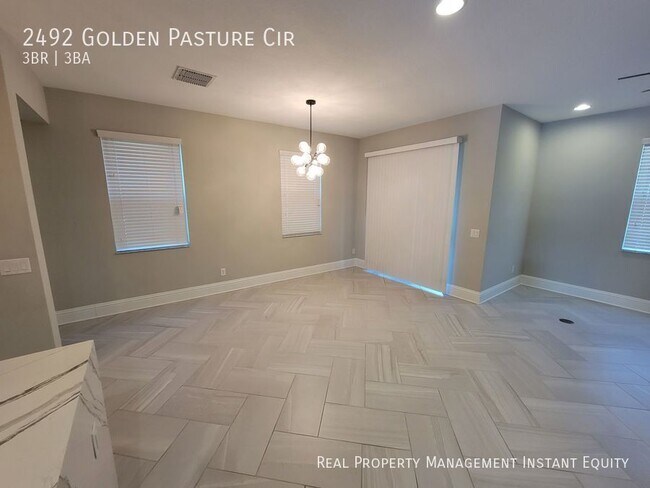 Building Photo - 2492 Golden Pasture Cir