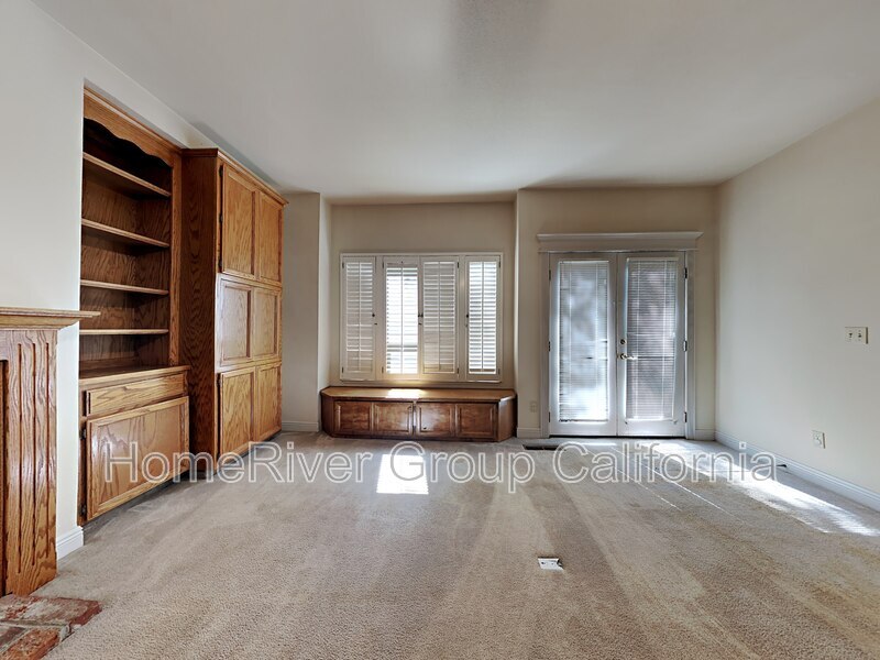 Building Photo - 5137 Sunrise Hills Dr