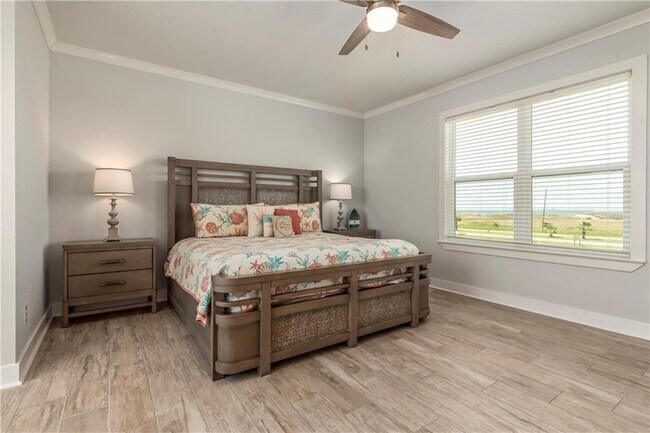 Building Photo - 1913 Cadillac Ave