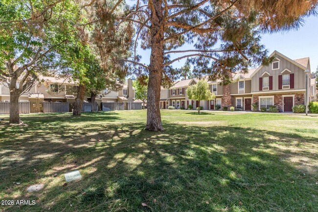 Building Photo - 3320 W McRae Way