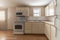 Building Photo - 540 N Main St