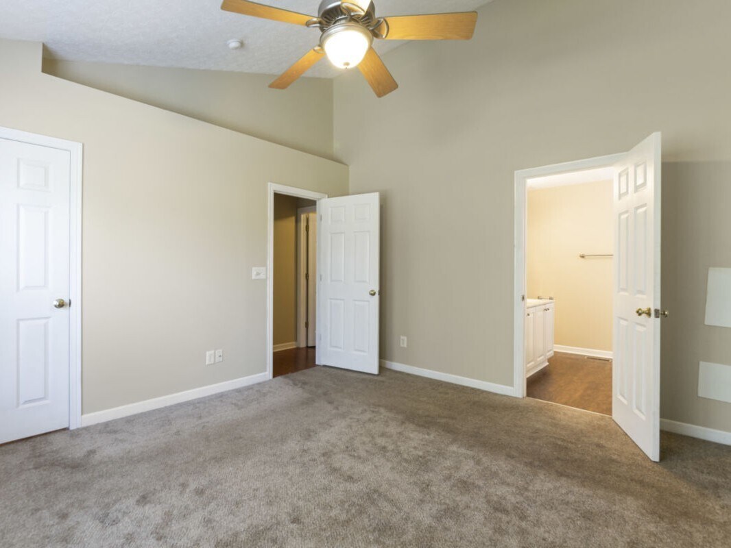 Building Photo - 8475 Amarillo Dr